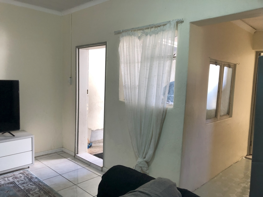 To Let 1 Bedroom Property for Rent in Bosbell Western Cape